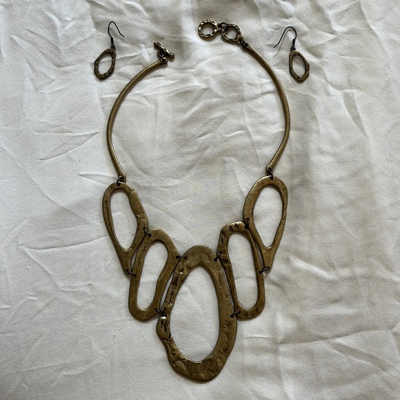unbranded Jewelry - Women’s necklace and earring